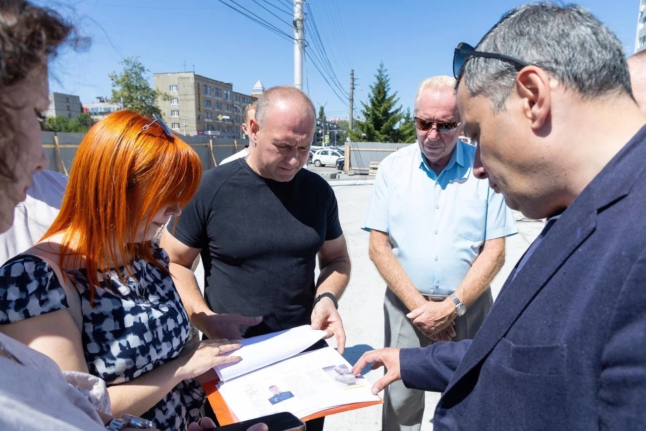 В Курске продолжается реконструкция мемориального комплекса «Памяти павших» и Аллеи Героев