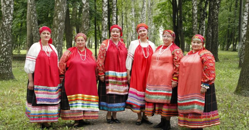 Специалисты Курского областного Дома народного творчества провели фольклорно-этнографическую экспедицию в Касторенском районе