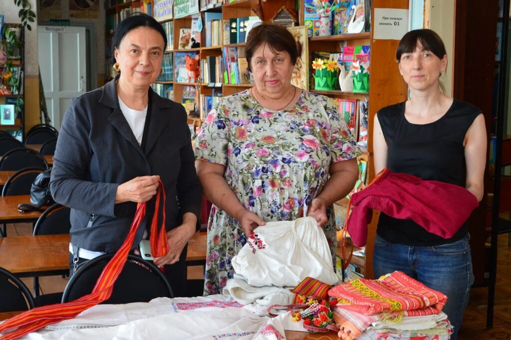 Специалисты Курского областного Дома народного творчества провели фольклорно-этнографическую экспедицию в Обоянском районе